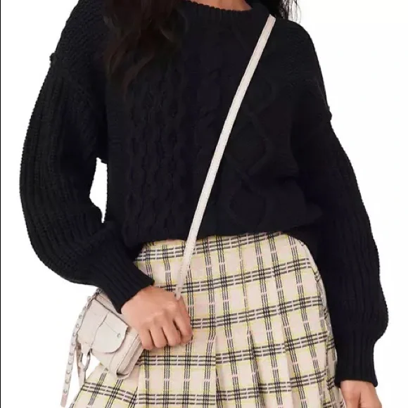 Free People Dream Cable Crew Sweater in Black NWT Small - Picture 7 of 14
